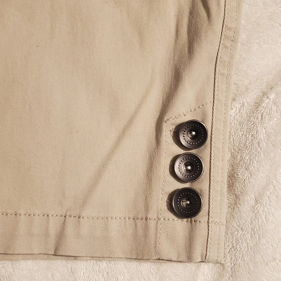 Christopher & Banks Color Tan Khaki Capri Pants Women's SIZE 10 Stretch - Picture 9 of 11